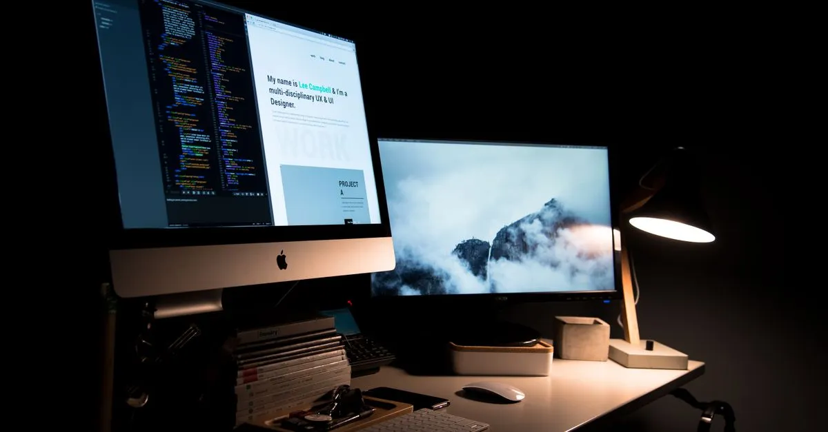 Data flowing from multiple sources through transformation steps into a warehouse